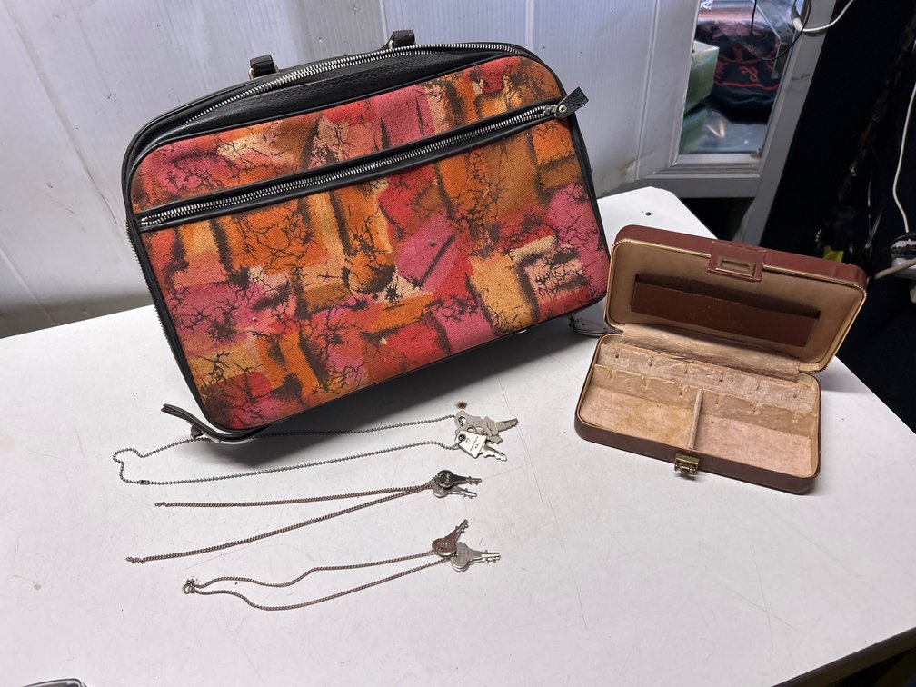 Vintage Bantam Travel Ware Case, Shields Jewelry Box+