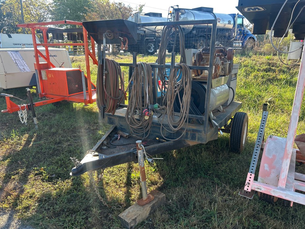 Service Trailer