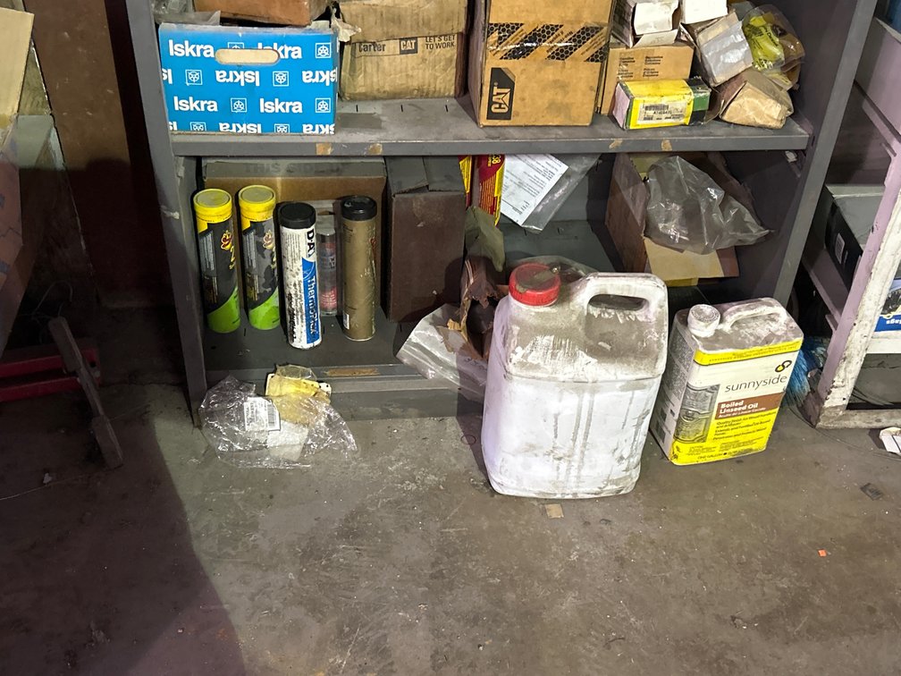 Shelf & Contents