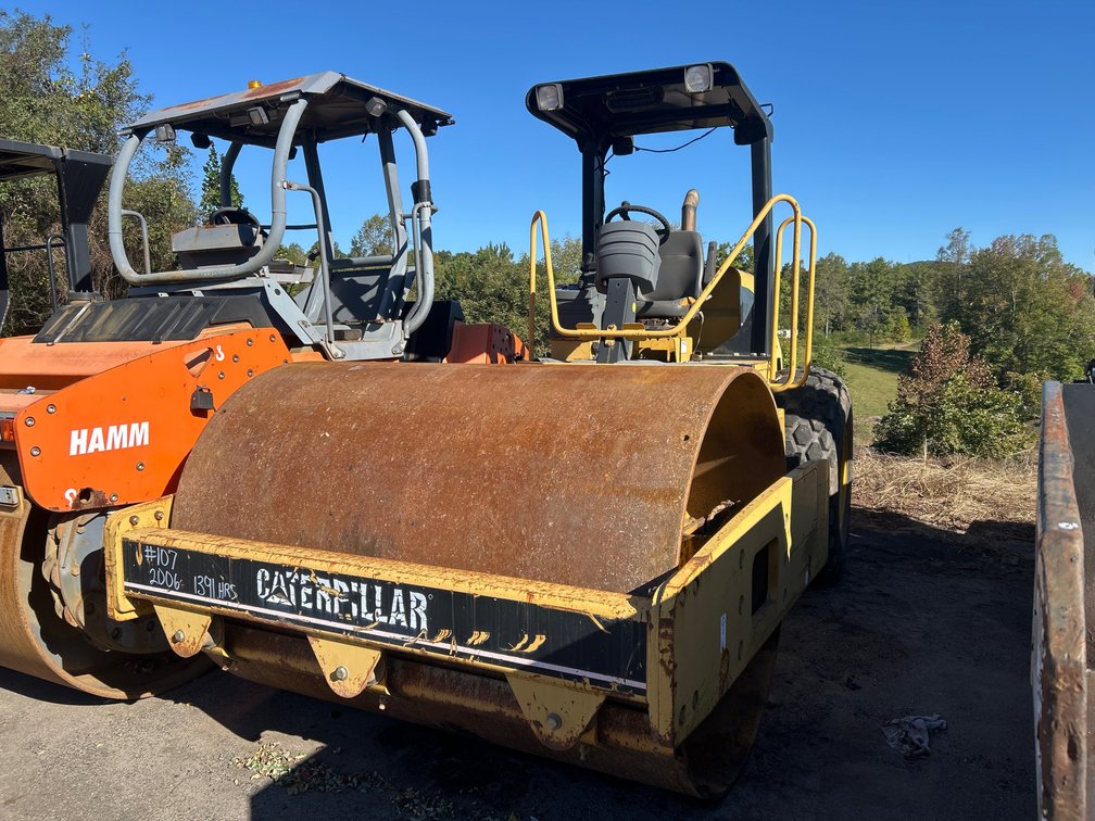 2006 Caterpillar CS-533E Roller
