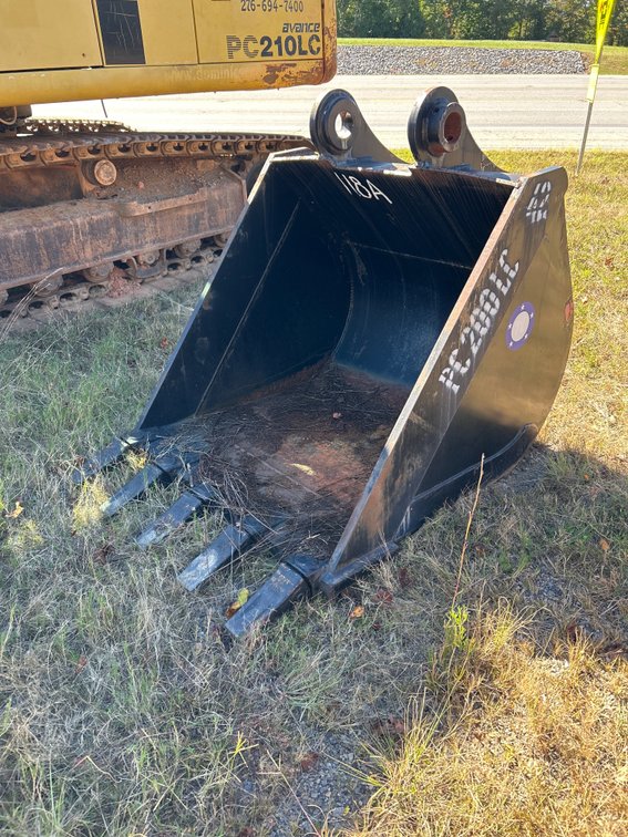 42” Excavator Bucket With Teeth
