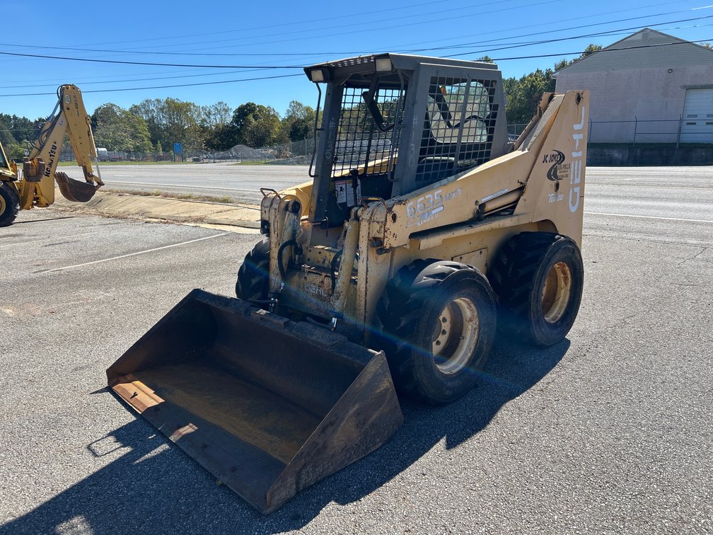 2000 GEHL 6635 DXT Skid Steer