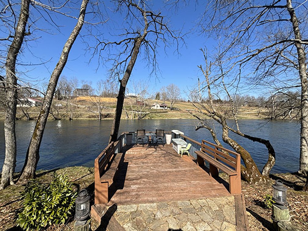 Image for 1448 HICKORY TREE ROAD     BRISTOL, TN 37620