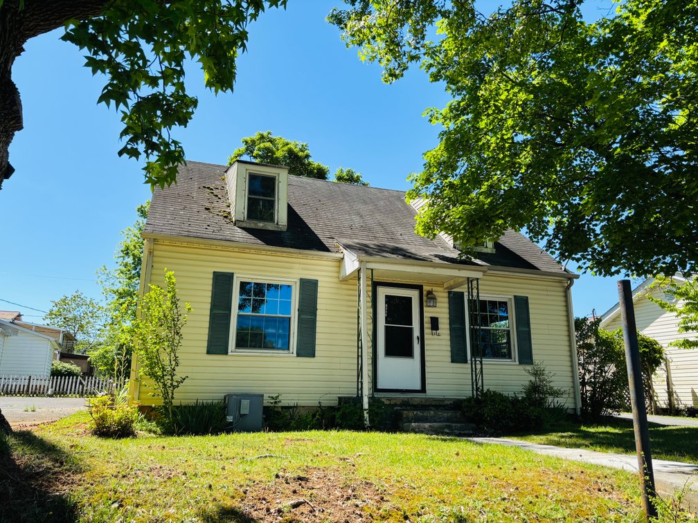 Image for 2004 EUCLID AVE.  BRISTOL, VA 24201