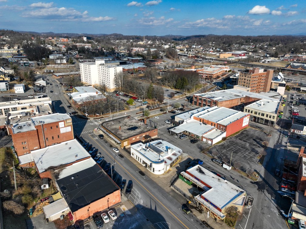 Image for 171 PIEDMONT AVE.  BRISTOL, VA 24201