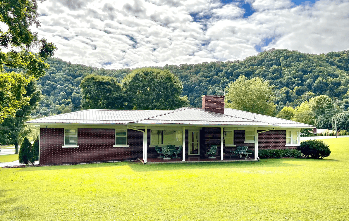 Image for 2520 VOLUNTEER PARKWAY  BRISTOL, TN 37620