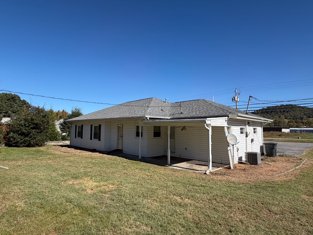 Image for 2302 STATE LINE RD.  ELIZABETHTON, TN 37643