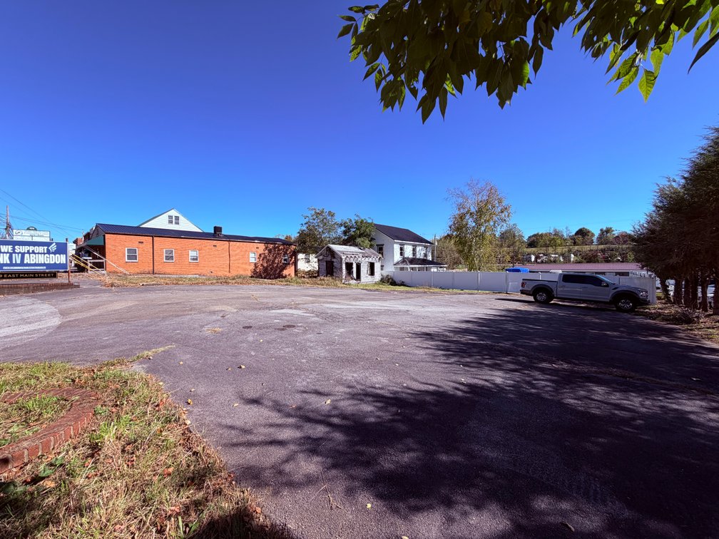 MAIN STREET LOT  ABINGDON, VA 24210