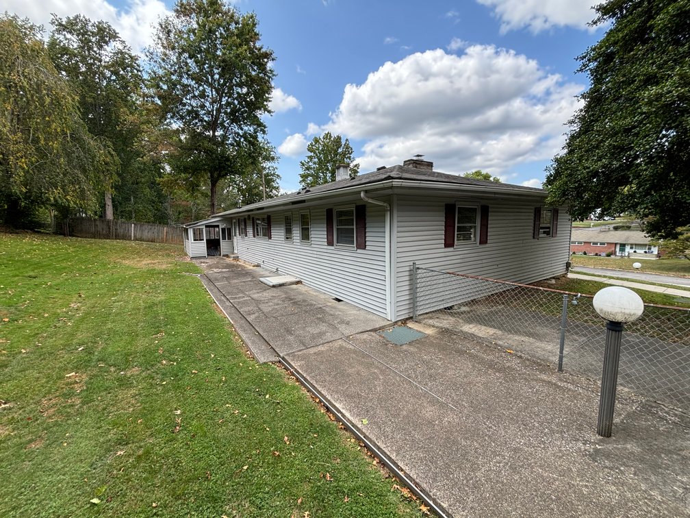 Image for 674 GLENWAY AVENUE  BRISTOL, VA 24201