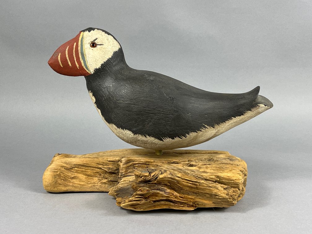Puffin branded E. Munk