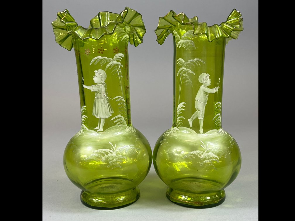 Pair Mary Gregory Vases