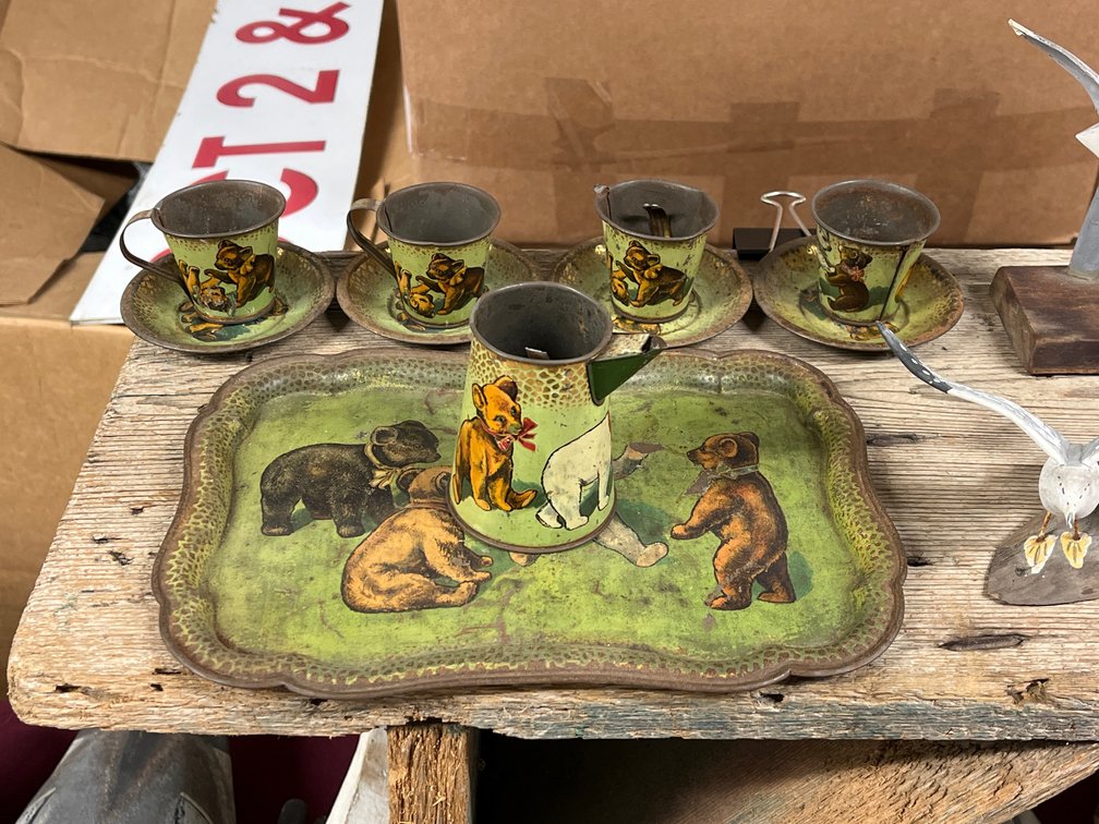 Image for Good Ol Fashioned Live Auction at Zeb's, Spring 2024