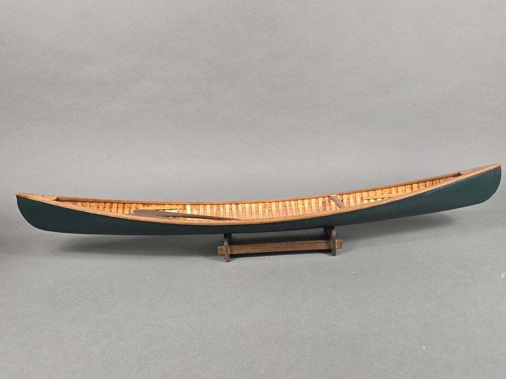Model Wooden Canoe