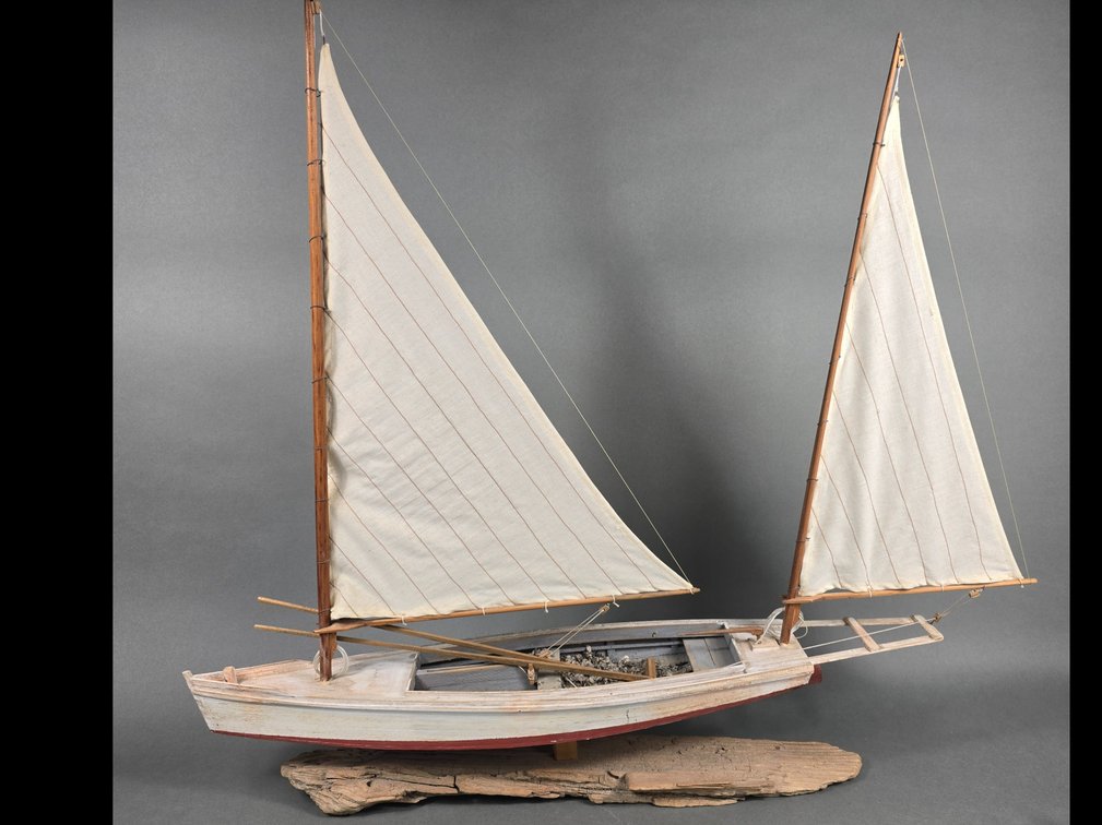 Wooden Model Oyster Skipjack