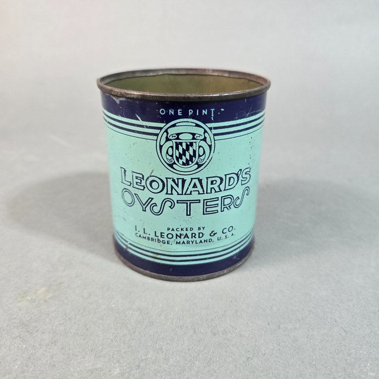 Leonard's Brand Oyster Can