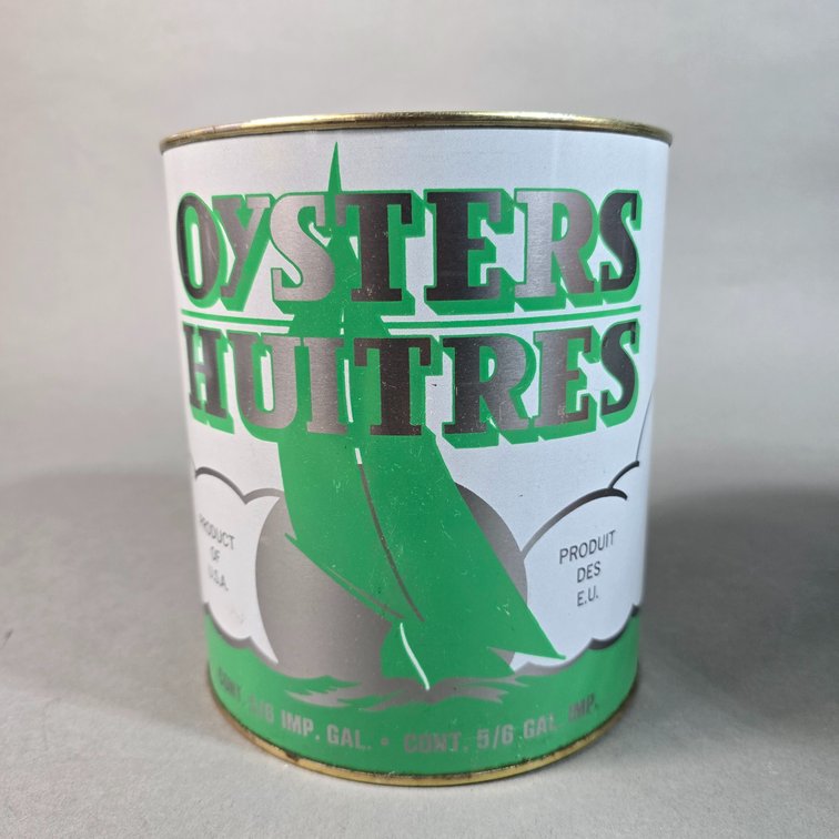 Stock Green Boat Oyster Can