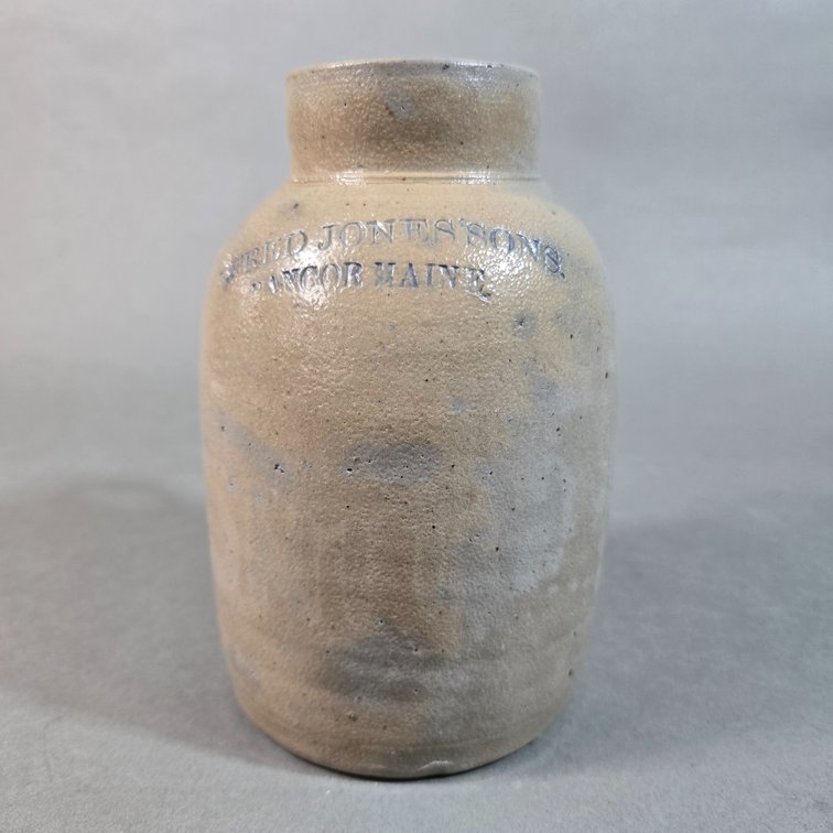Alfred Jones Sons, Bangor, Maine Oyster Crock
