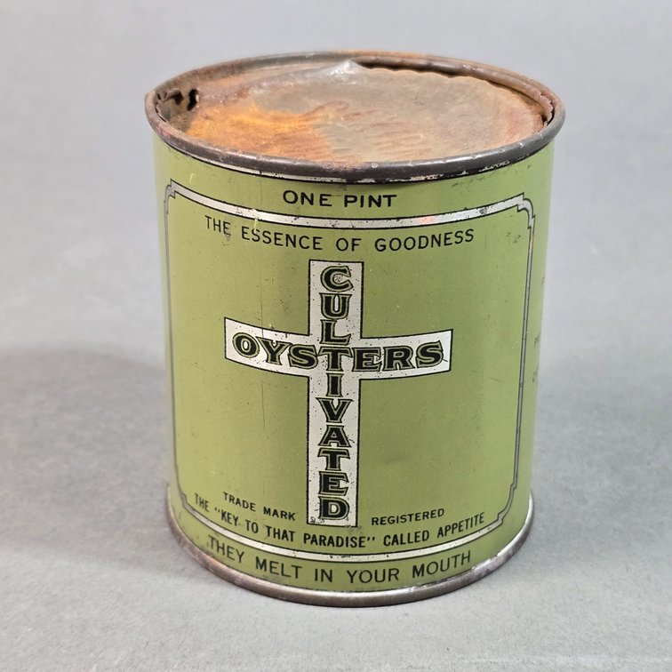 John T. Handy Cultivated Oysters Punt Can
