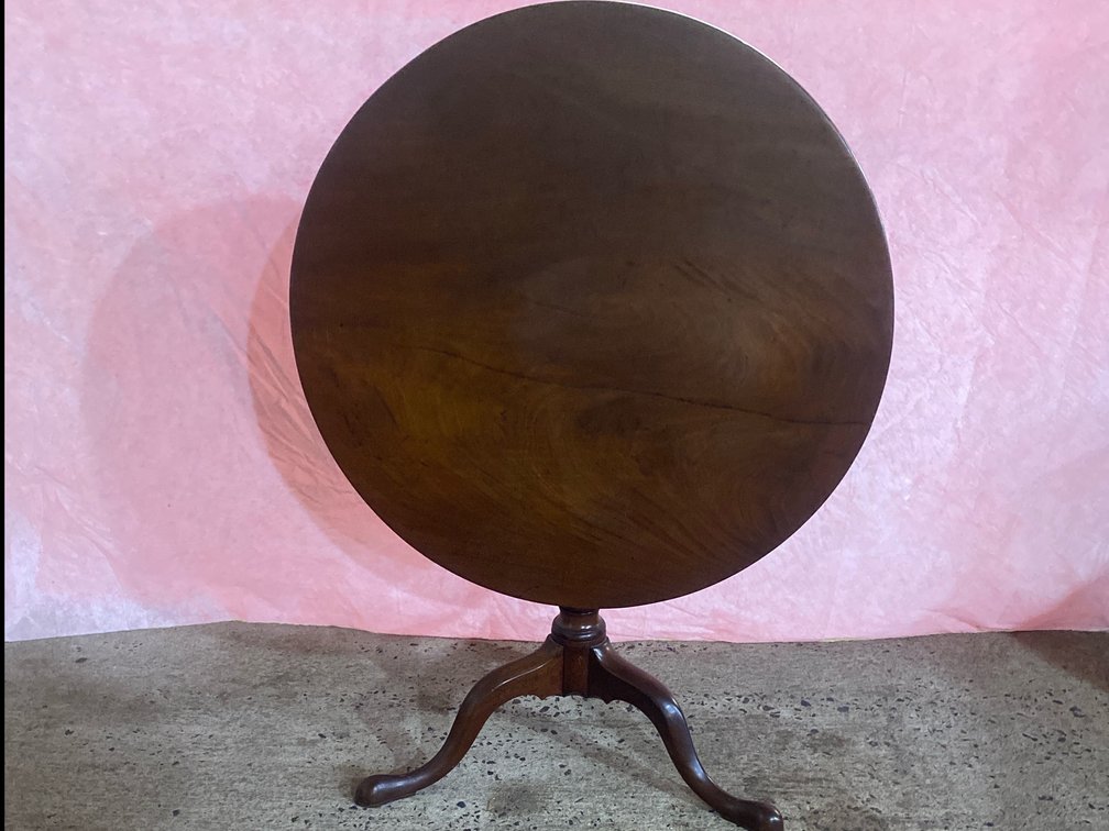  Tilt Top Table 32” Round 28” Tall 