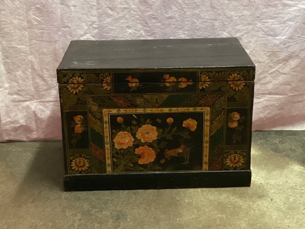 Painted Blanket Box 33” Long 20” Wide