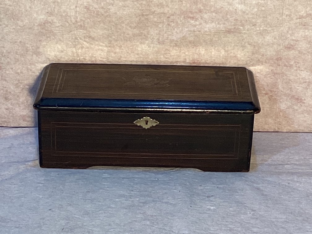 Swiss Cylinder Music Box