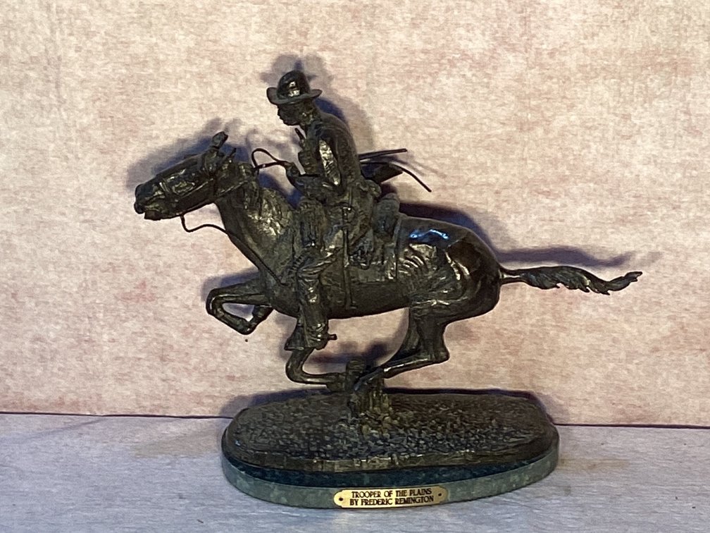 Frederick Remington “Trooper of The Plains” Statue 14” Tall 15” wide 