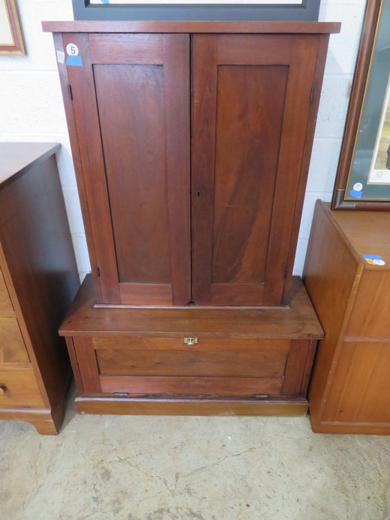 Image for September 17th Antique and Collectibles