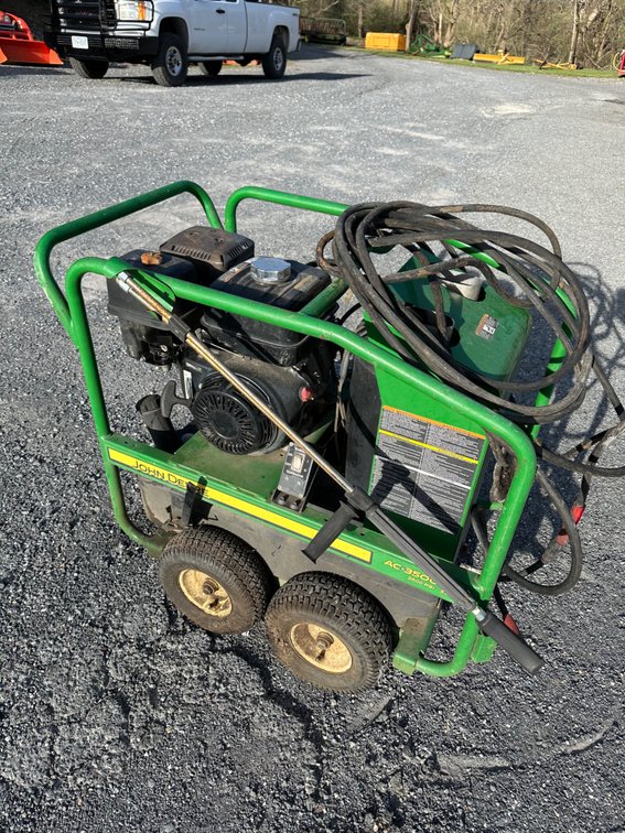 JohnDeere Hot Water Pressure Washer  