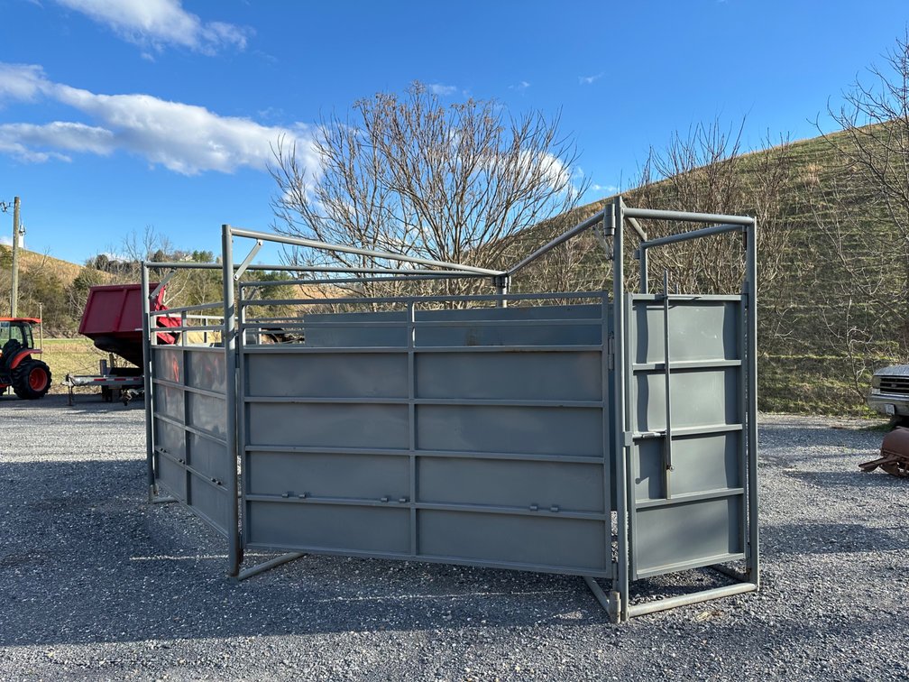 Pearson Cattle Sweep Tub