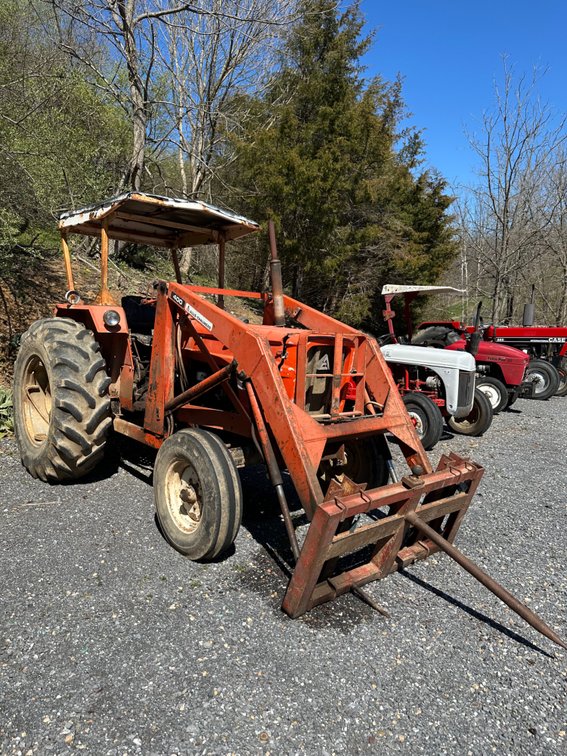 Allis-Chalmers AC5050 W/400 Loader