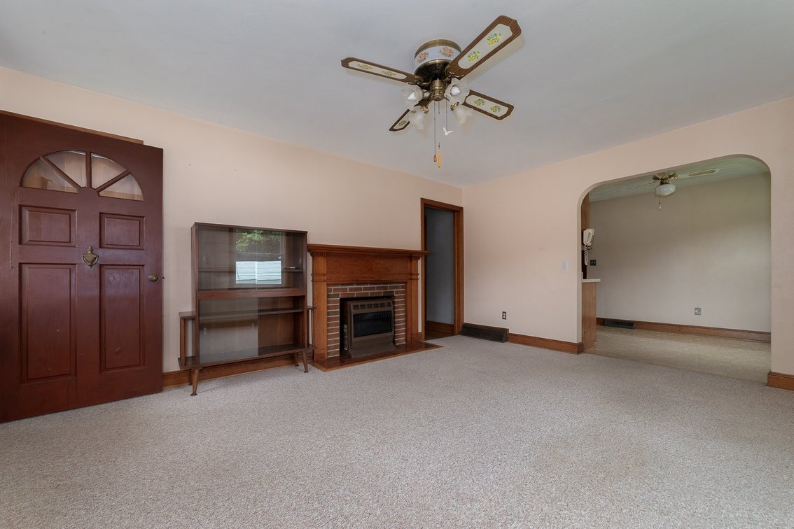Image for Charming Fairfield Brick Home with 6.04+/-Fenced Acres – Online Only Auction