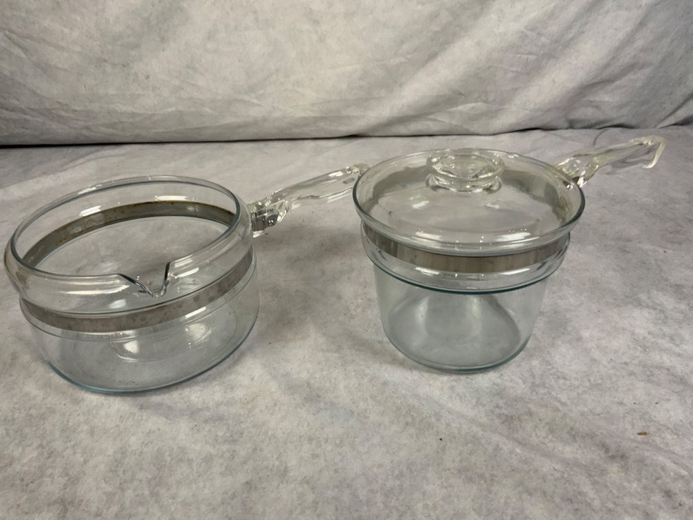 Pyrex Flameware Glass Saucepan Set with Lid