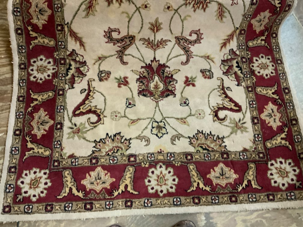 5 x 8 Wool Rug by Kasha's, Made in India