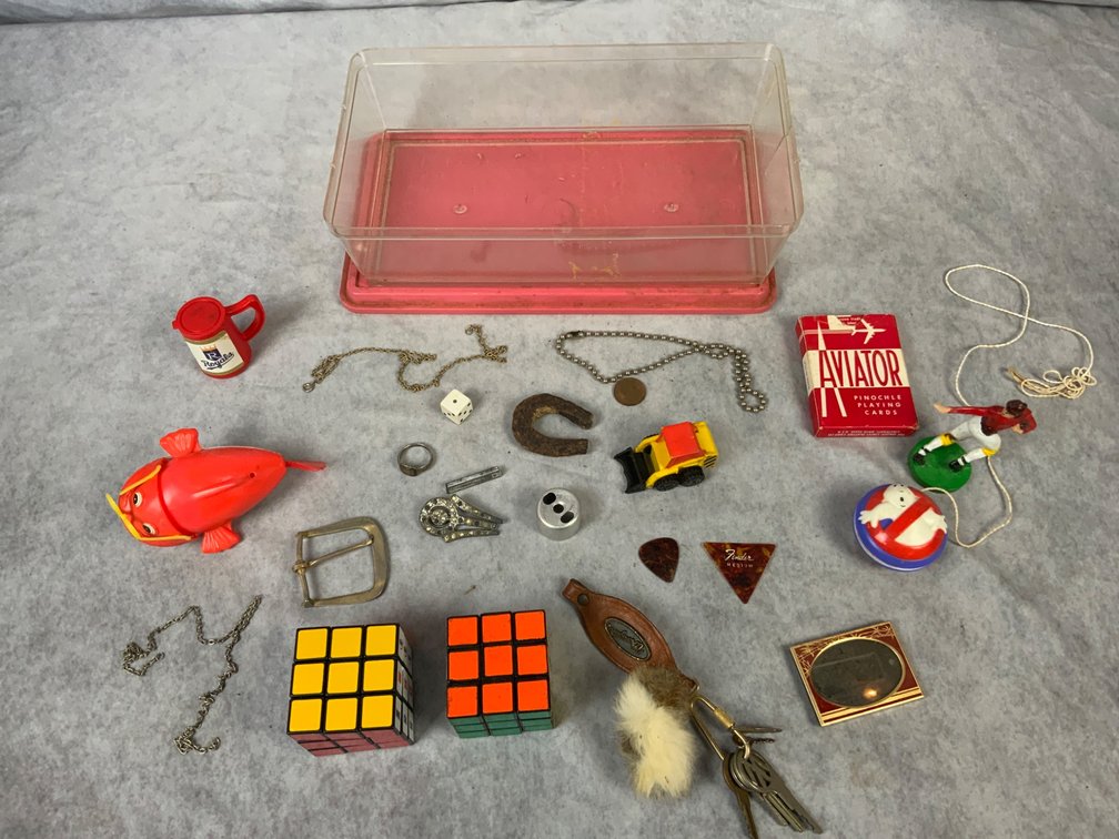 Miscellaneous Vintage and Modern Items