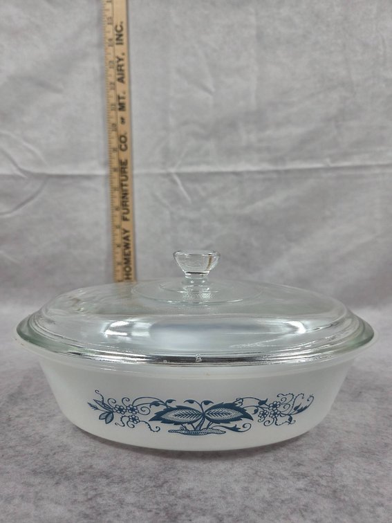 Glasbake Oval Casserole Dish with Lid