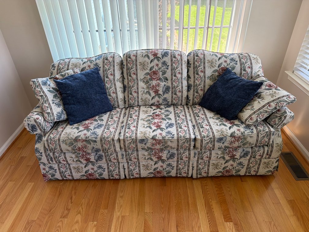 Lazy Boy Couch with Floral Upholstery, 75”x 31”