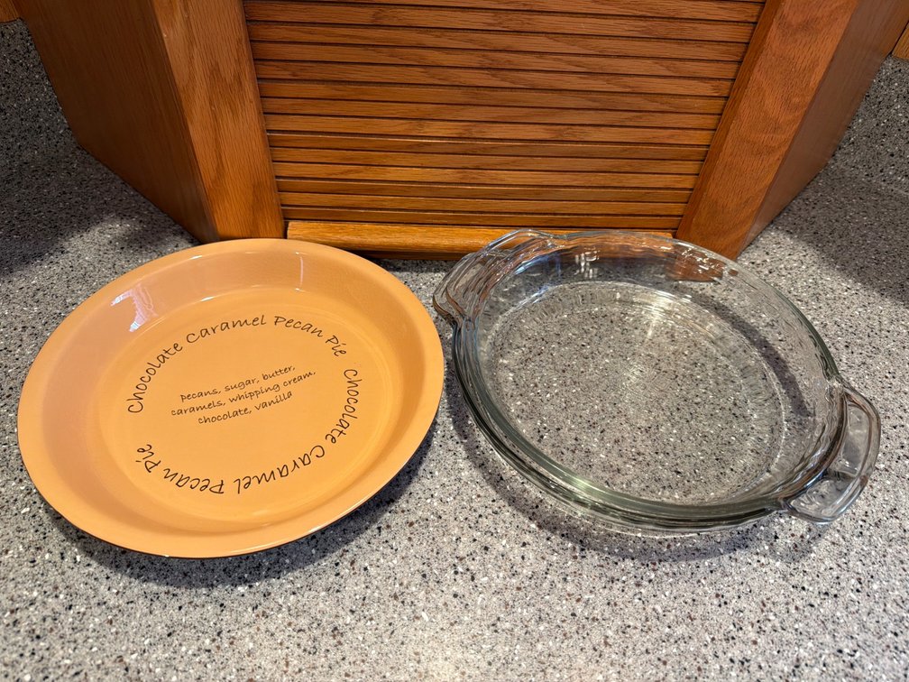 Glass Pie Plates and Ceramic Pie Dish