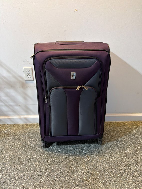 Atlantic Wheeled Suitcase with Telescopic Handle