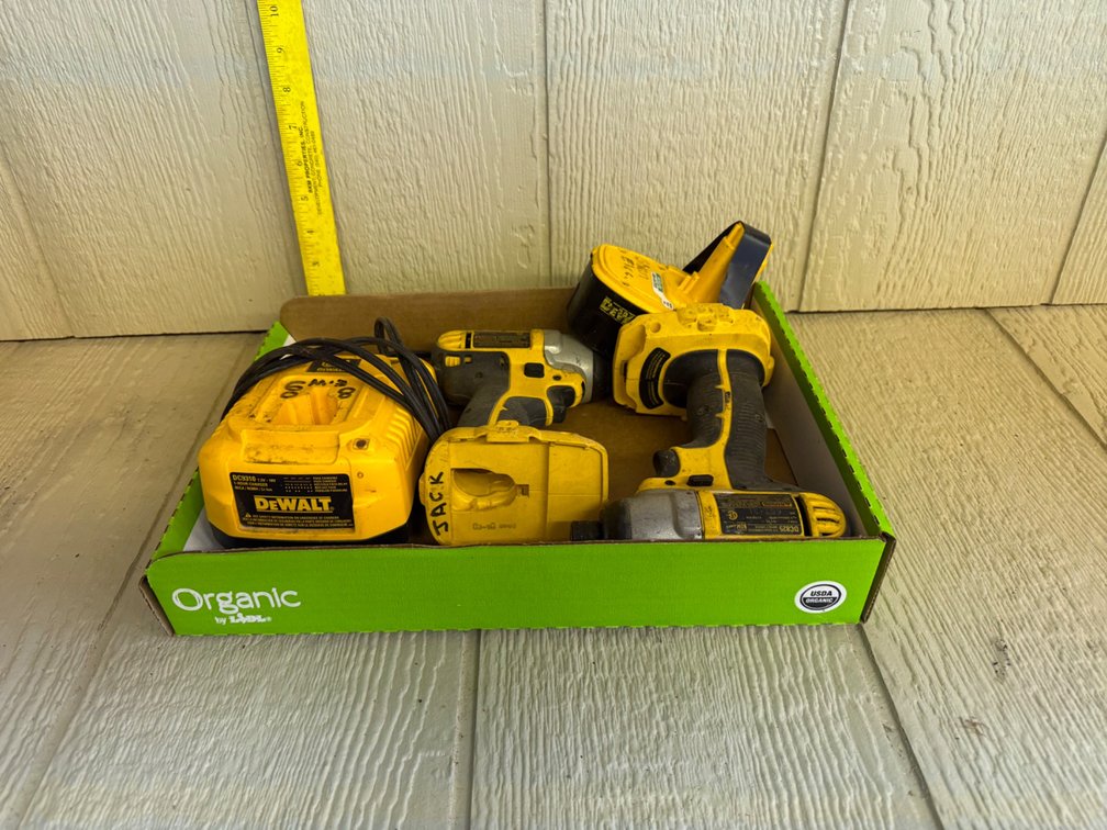 Dewalt 18v Cordless Power Tools With Battery and charger