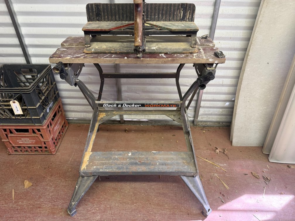 Black & Decker Workmate with Mounted Saw