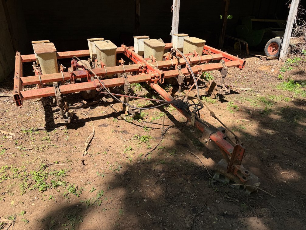 Allis-Chalmers 4 Row Corn Planter