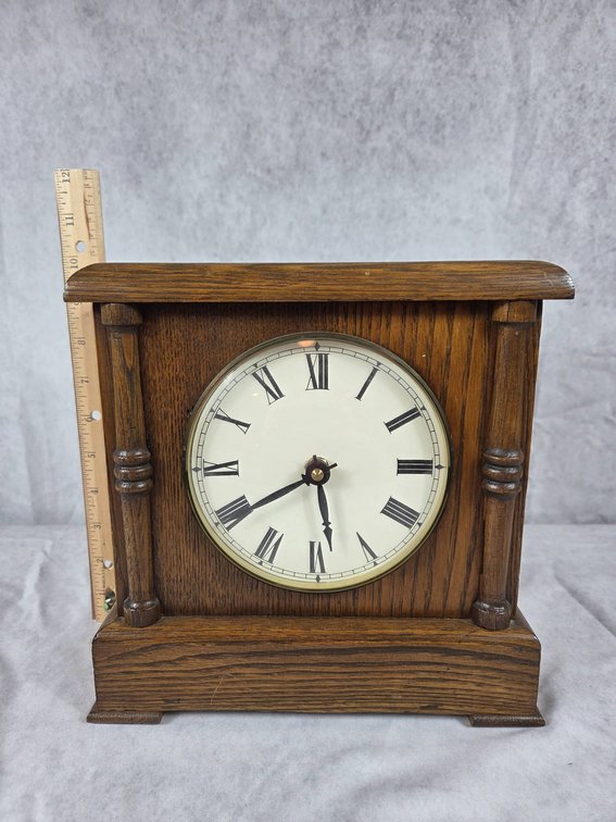 Wooden Battery-Operated Mantel Clock