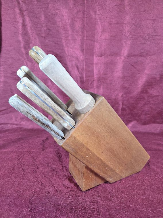 Wooden Butcher Block with Assorted Knives