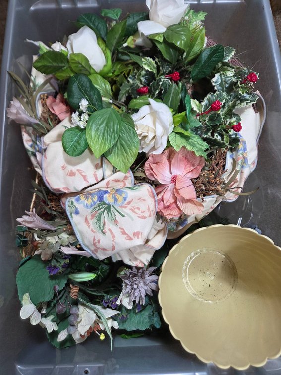 Tote With Artificial Flowers and Pots