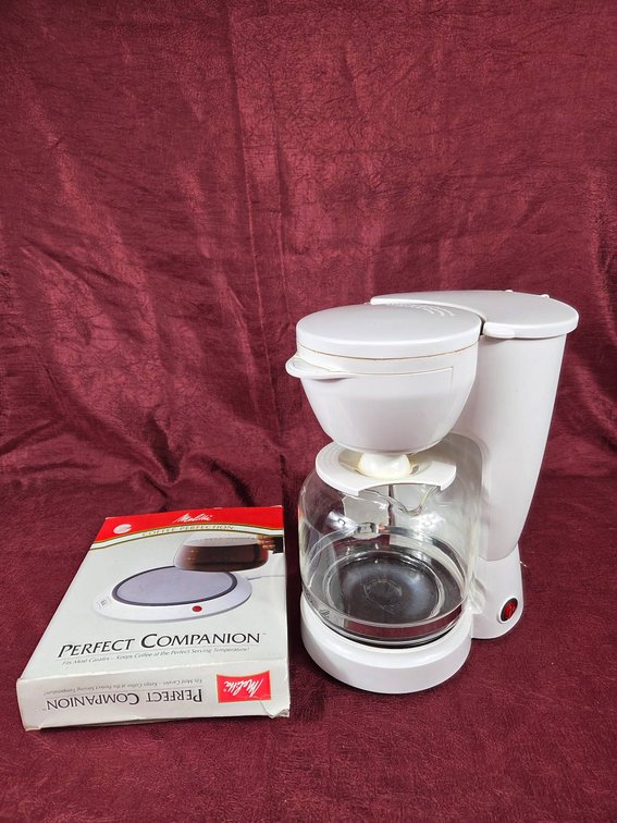 White Coffee Maker and Warmer Set