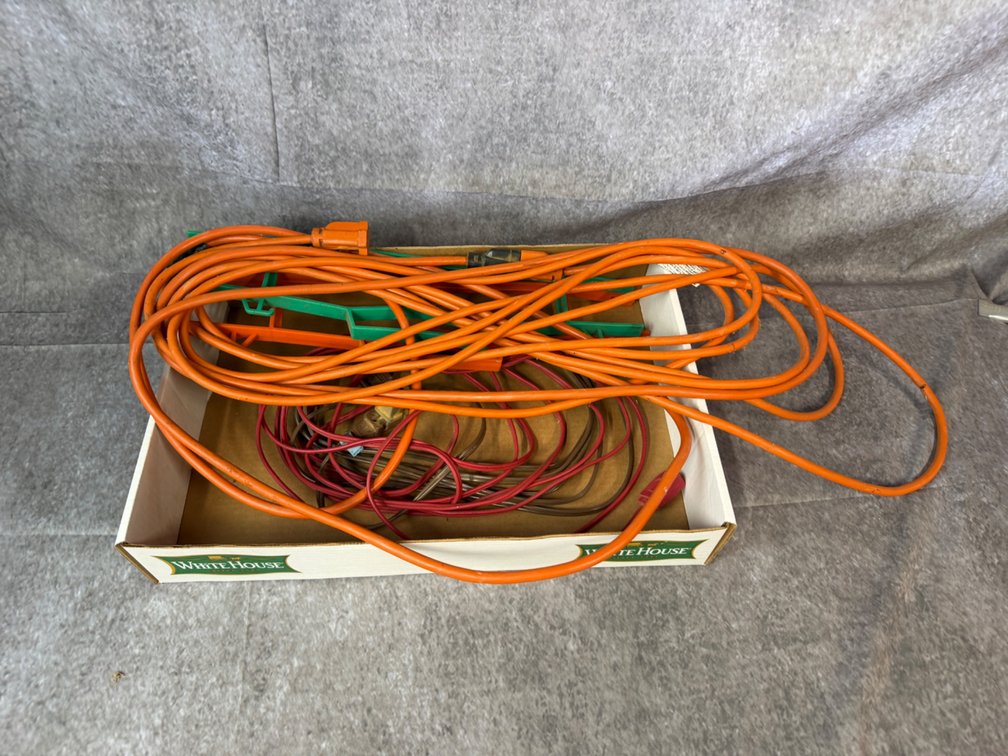 Extension Cords in Mixed Lengths