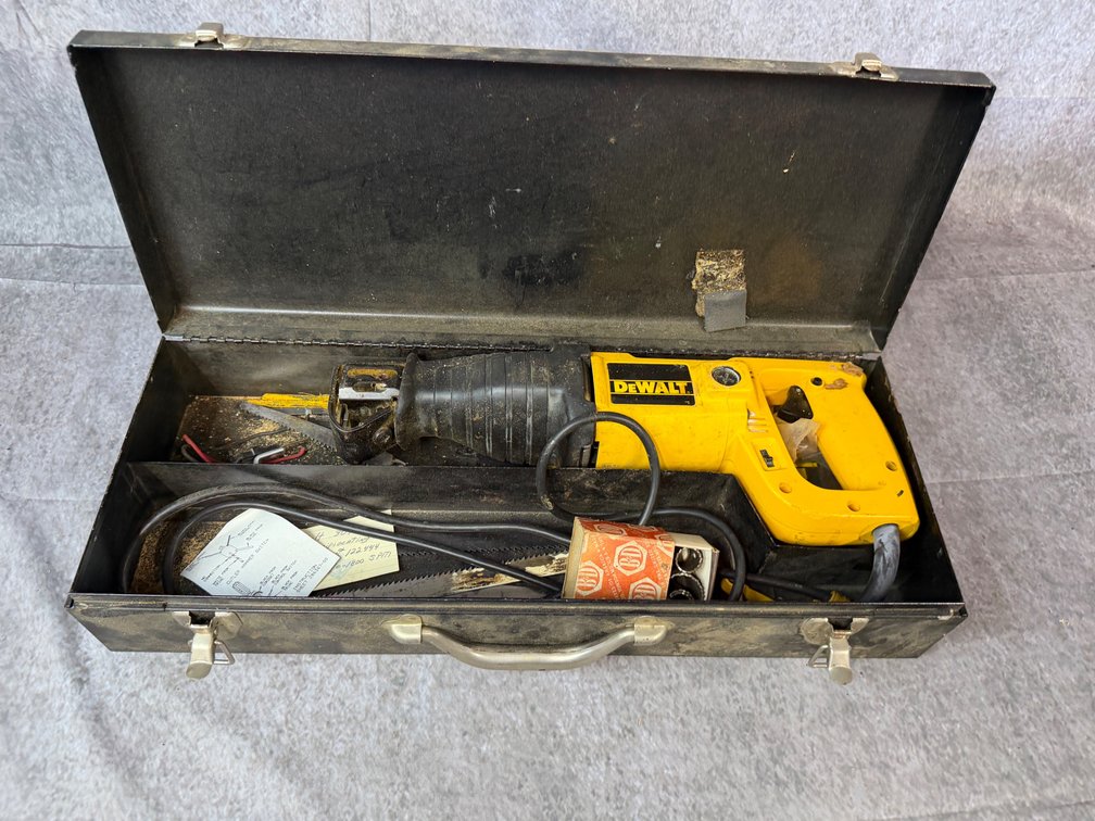 DeWalt  Reciprocating Saw