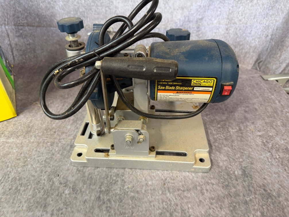 Chicago Electric Saw Blade Sharpener & Blades