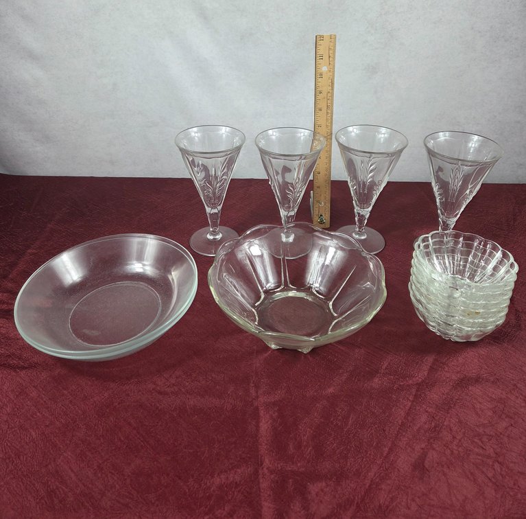 Clear Etched and Scalloped Glassware Set