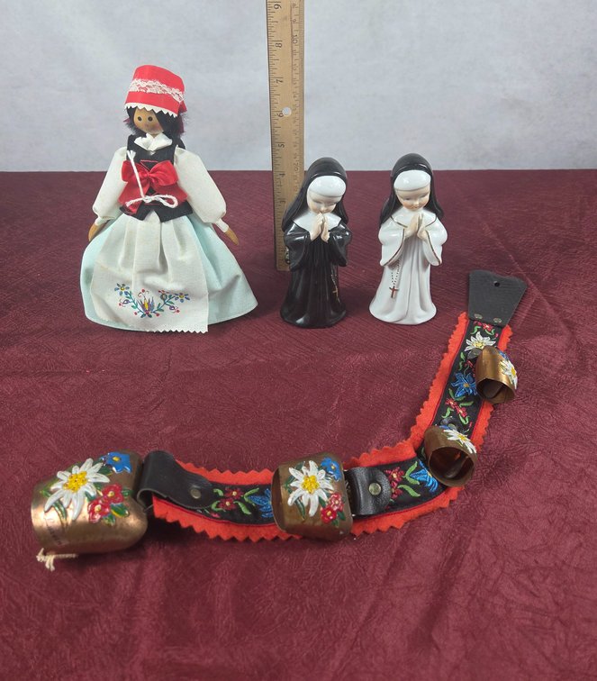 Vintage Folk Art & L&M Ceramic Collectibles
